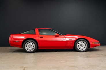 1991 Chevrolet Corvette - Thumbnail