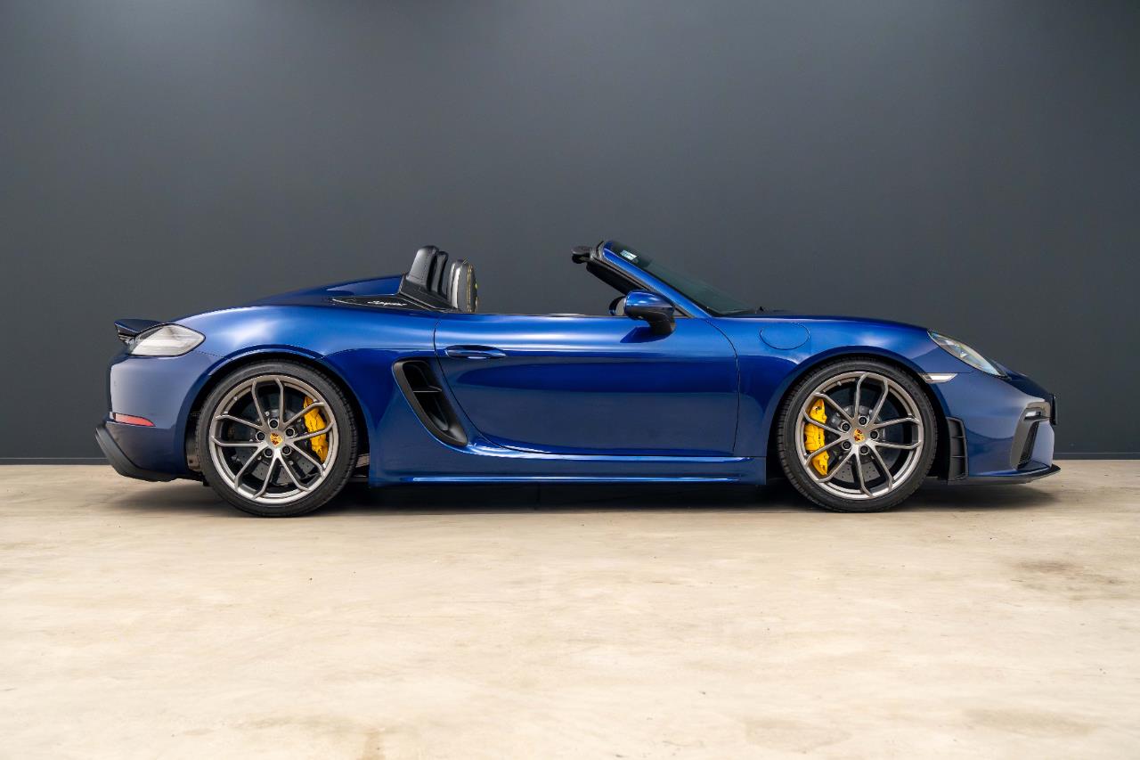 2020 Porsche 718