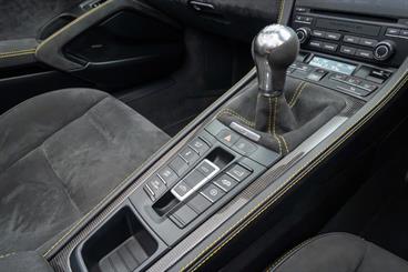 2020 Porsche 718 - Thumbnail