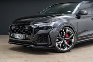 2020 Audi RS Q8 - Thumbnail