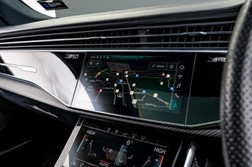 2020 Audi RS Q8 - Thumbnail