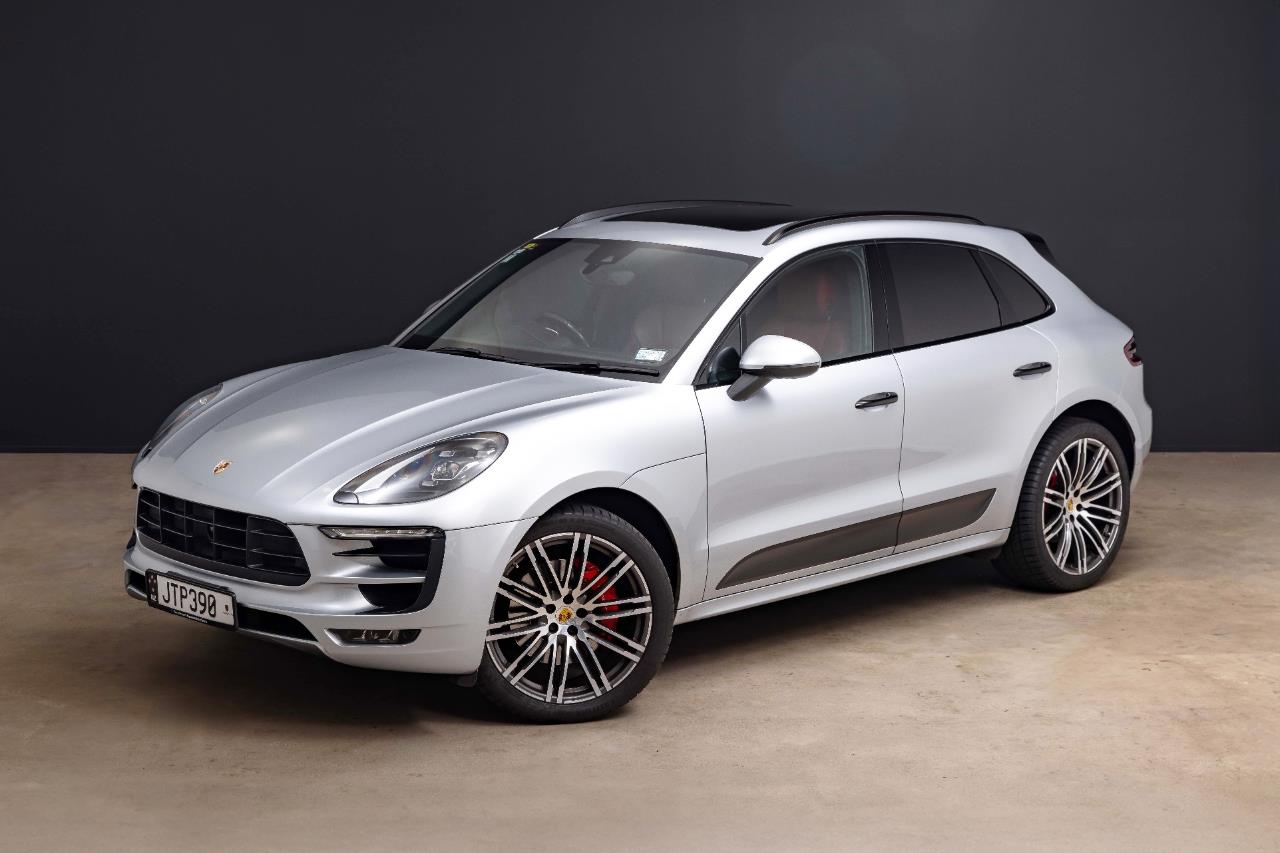 2016 Porsche Macan