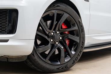 2018 Land Rover Range Rover Sport - Thumbnail