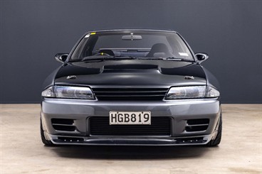 1989 Nissan Skyline - Thumbnail