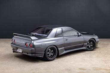 1989 Nissan Skyline - Thumbnail