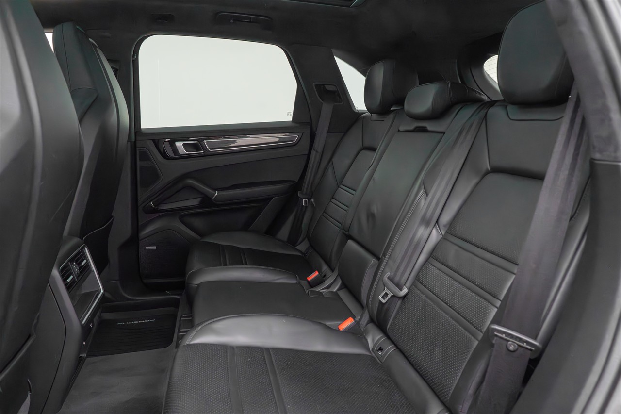 2022 Porsche Cayenne