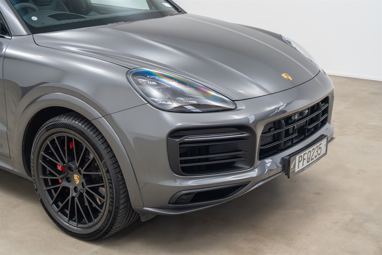 2022 Porsche Cayenne