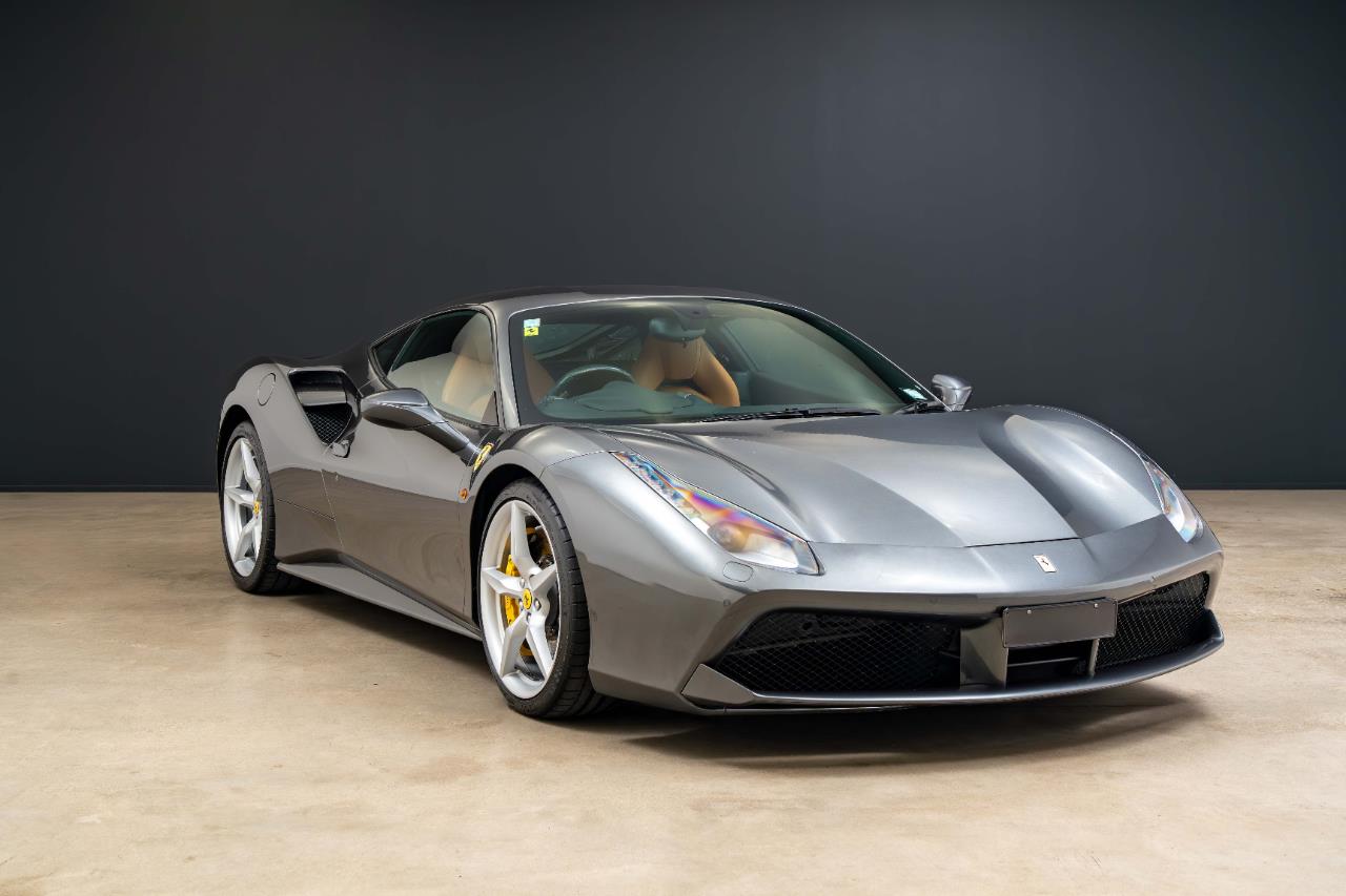 2016 Ferrari 488
