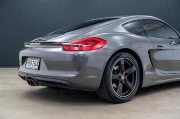 2013 Porsche Cayman - Thumbnail