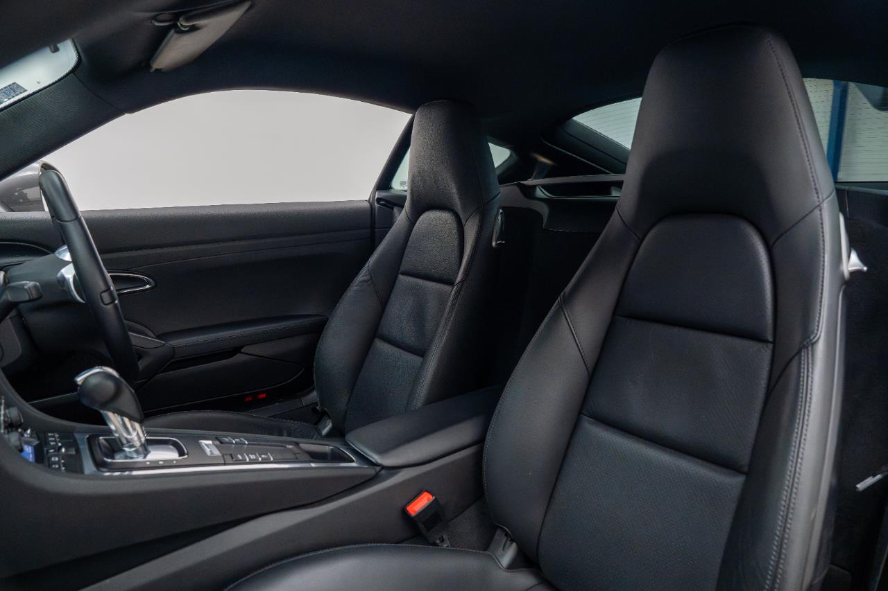 2013 Porsche Cayman