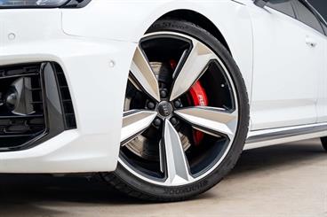 2018 Audi RS4 - Thumbnail