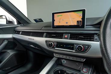 2018 Audi RS4 - Thumbnail