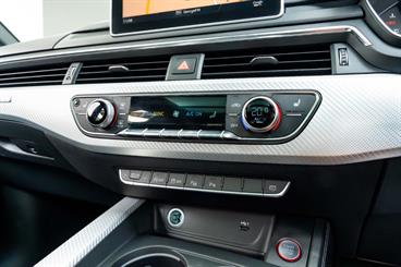 2018 Audi RS4 - Thumbnail