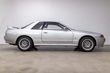 1993 Nissan Skyline - Thumbnail