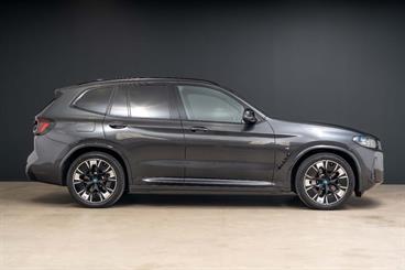 2023 BMW X3 - Thumbnail