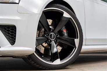 2013 Audi RS4 - Thumbnail