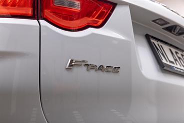 2019 Jaguar F-Pace - Thumbnail