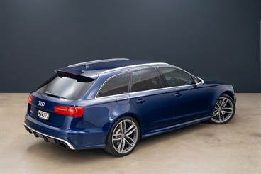 2013 Audi RS6 - Thumbnail