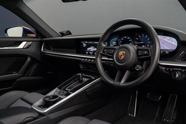 2020 Porsche 911 - Thumbnail