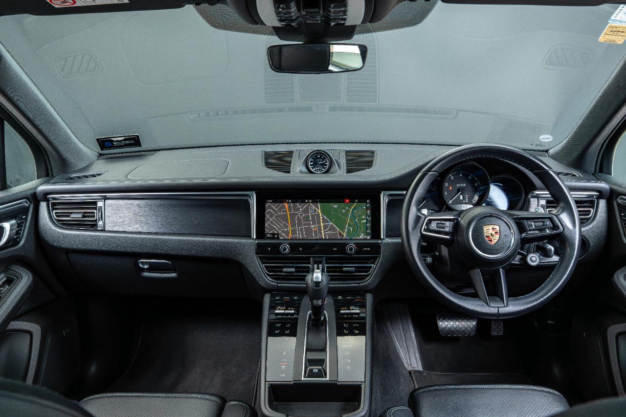 2021 Porsche Macan