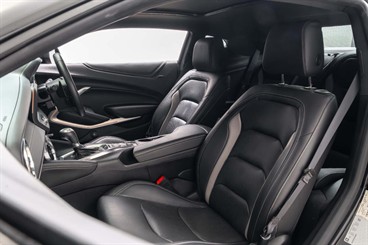 2019 Chevrolet Camaro - Thumbnail