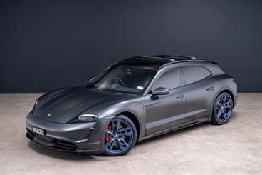 2021 Porsche Taycan - Thumbnail