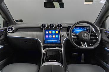 2025 Mercedes-Benz Glc - Thumbnail
