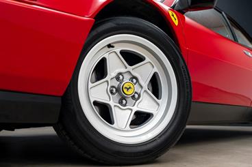 1985 Ferrari Mondial - Thumbnail