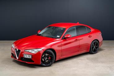 2018 Alfa Romeo Giulia - Thumbnail