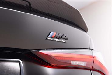 2022 BMW M4 - Thumbnail