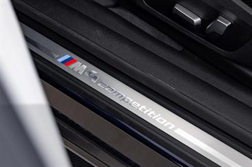 2022 BMW M4 - Thumbnail