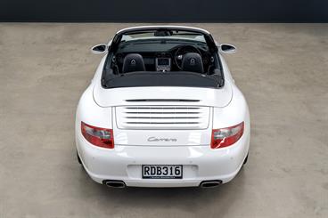 2008 Porsche 911 - Thumbnail