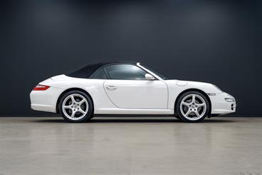 2008 Porsche 911 - Thumbnail