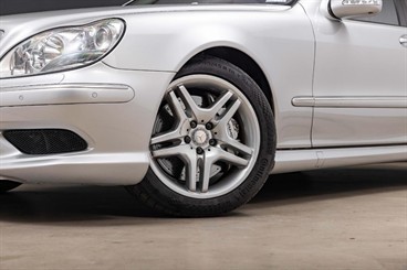2004 Mercedes-Benz S 550 - Thumbnail