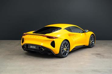 2023 Lotus Emira - Thumbnail