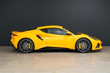 2023 Lotus Emira - Thumbnail
