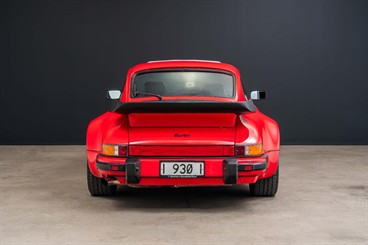 1982 Porsche 911 - Thumbnail
