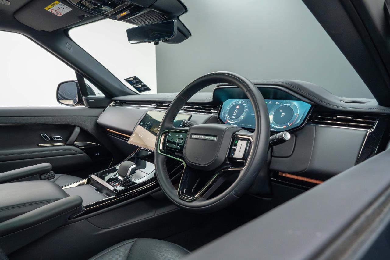 2025 Land Rover Range Rover Sport