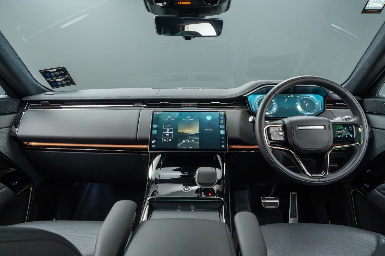 2025 Land Rover Range Rover Sport