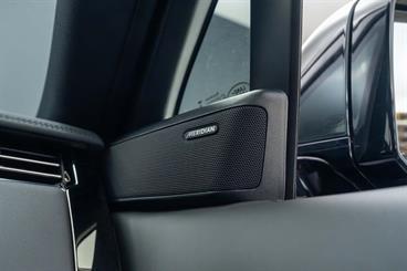 2025 Land Rover Range Rover Sport - Thumbnail