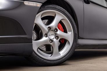 2002 Porsche 911 - Thumbnail