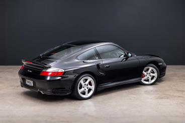 2002 Porsche 911 - Thumbnail