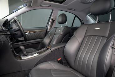 2004 Mercedes-Benz E 55 - Thumbnail