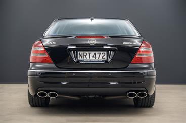 2004 Mercedes-Benz E 55 - Thumbnail