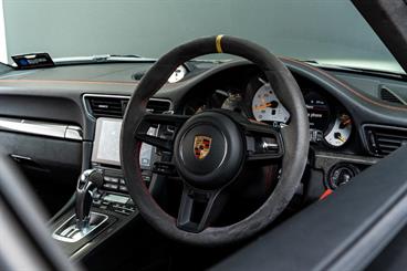 2019 Porsche 911 - Thumbnail