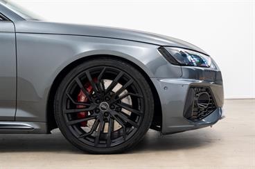 2021 Audi RS4 - Thumbnail