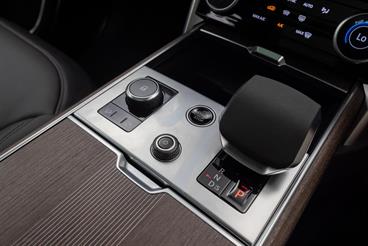2022 Land Rover Range Rover - Thumbnail