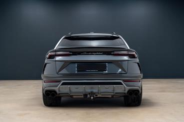 2020 Lamborghini Urus - Thumbnail