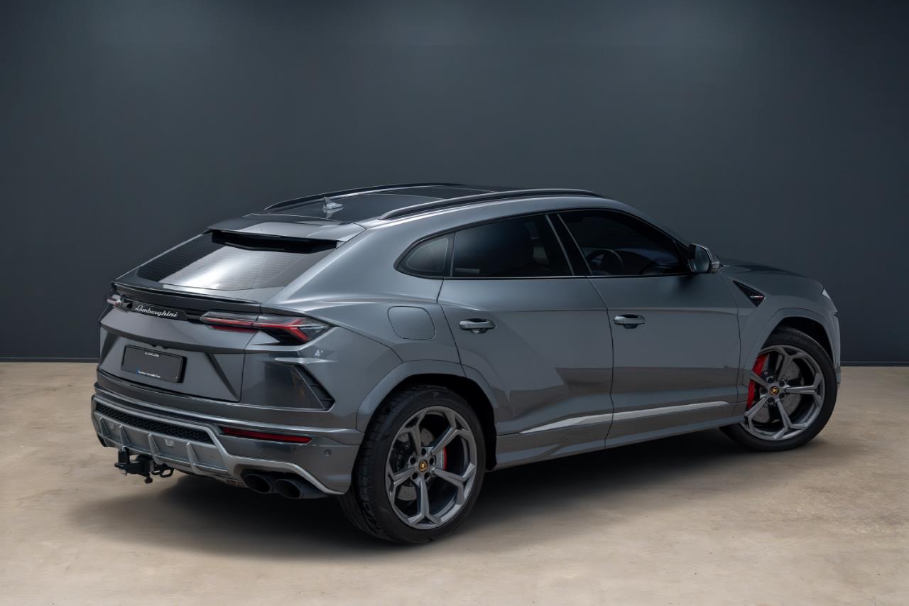 2020 Lamborghini Urus