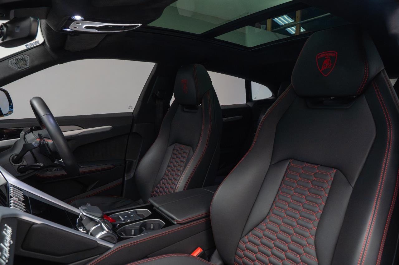 2020 Lamborghini Urus